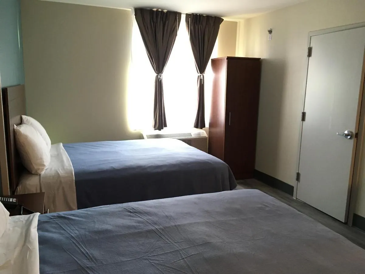 Magna Hotel Jfk Airtrain New York United States